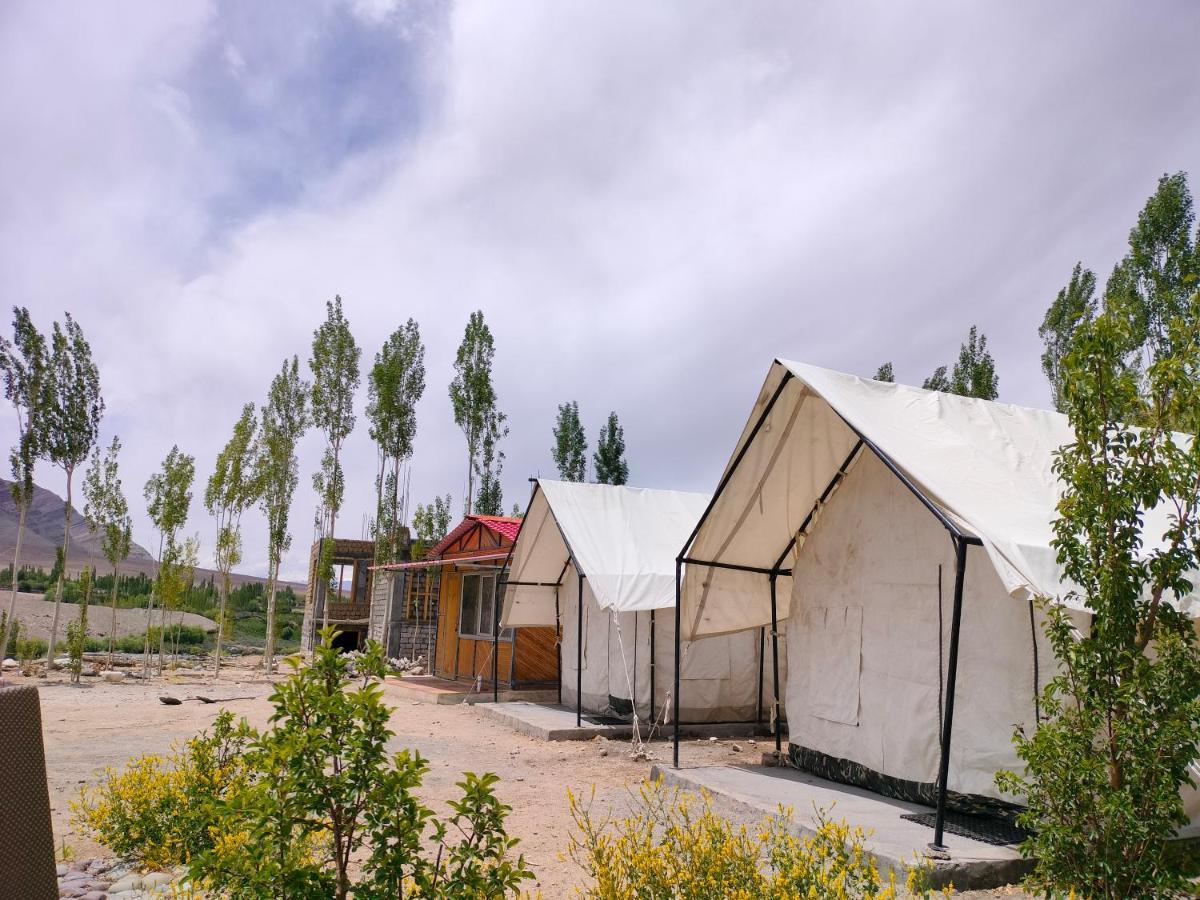 Готель Neryok'S Indus View Chimre Номер фото